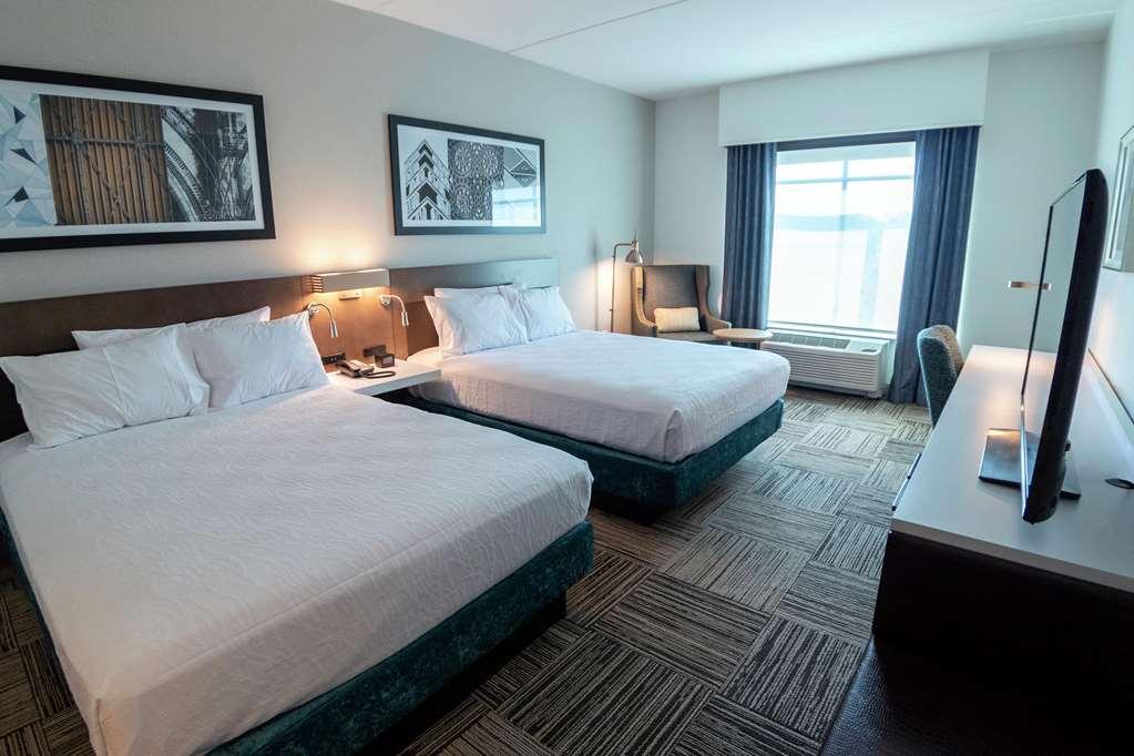 Hilton Garden Inn Спартанберг Номер фото