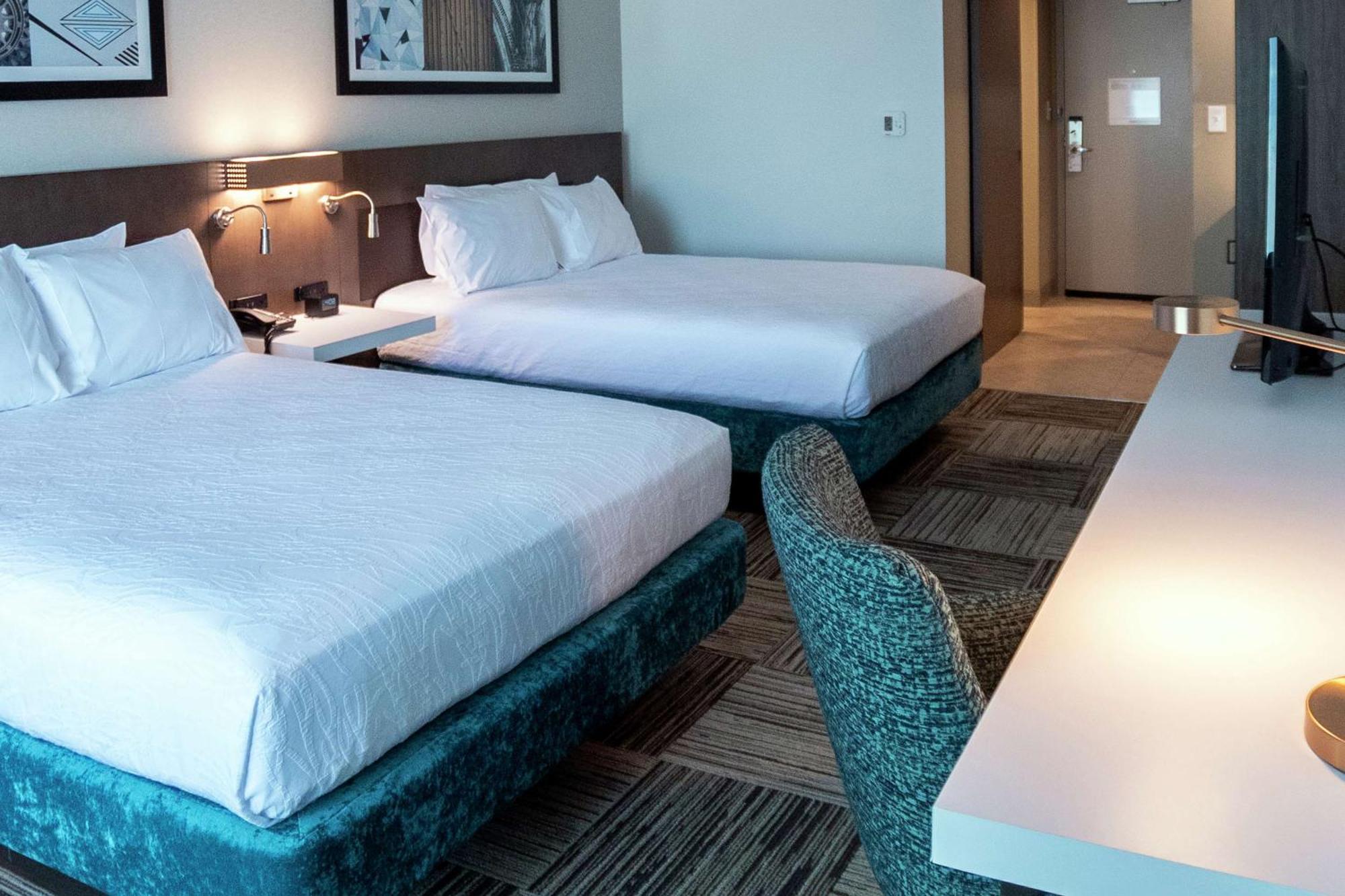 Hilton Garden Inn Спартанберг Экстерьер фото