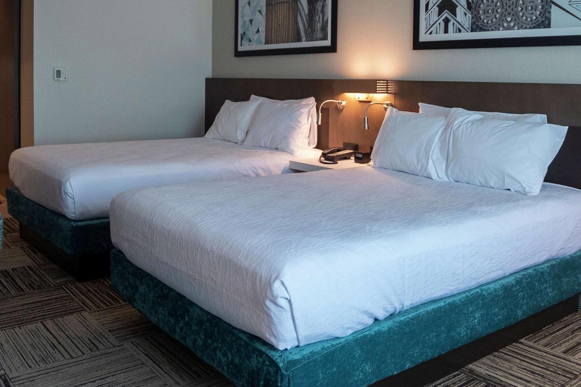 Hilton Garden Inn Спартанберг Экстерьер фото